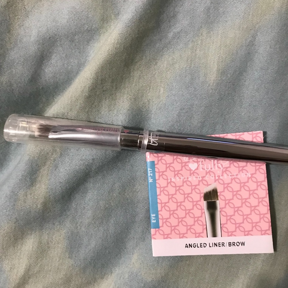 it cosmetics brush bundle